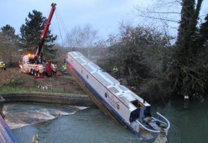 narrowboat-rescue1