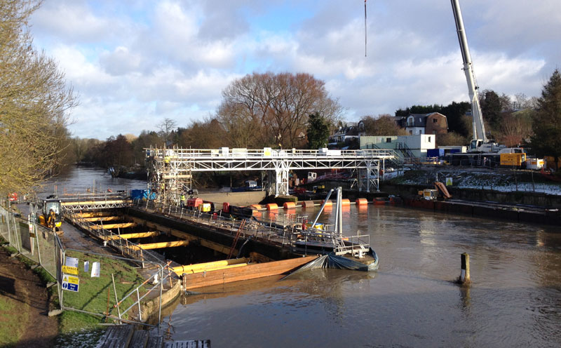 East-Farleigh-Lock800px