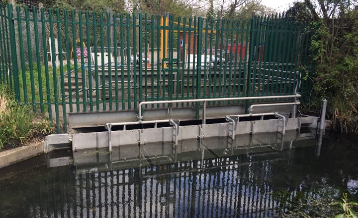 New screen provides protection for eels and fish in Surrey river ...